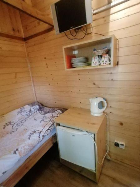 Gosciniec Grek Zorba - Pokoje I Domki 4 Osobowe - 16Km Od Zator Energylandia Inwałd Exterior foto