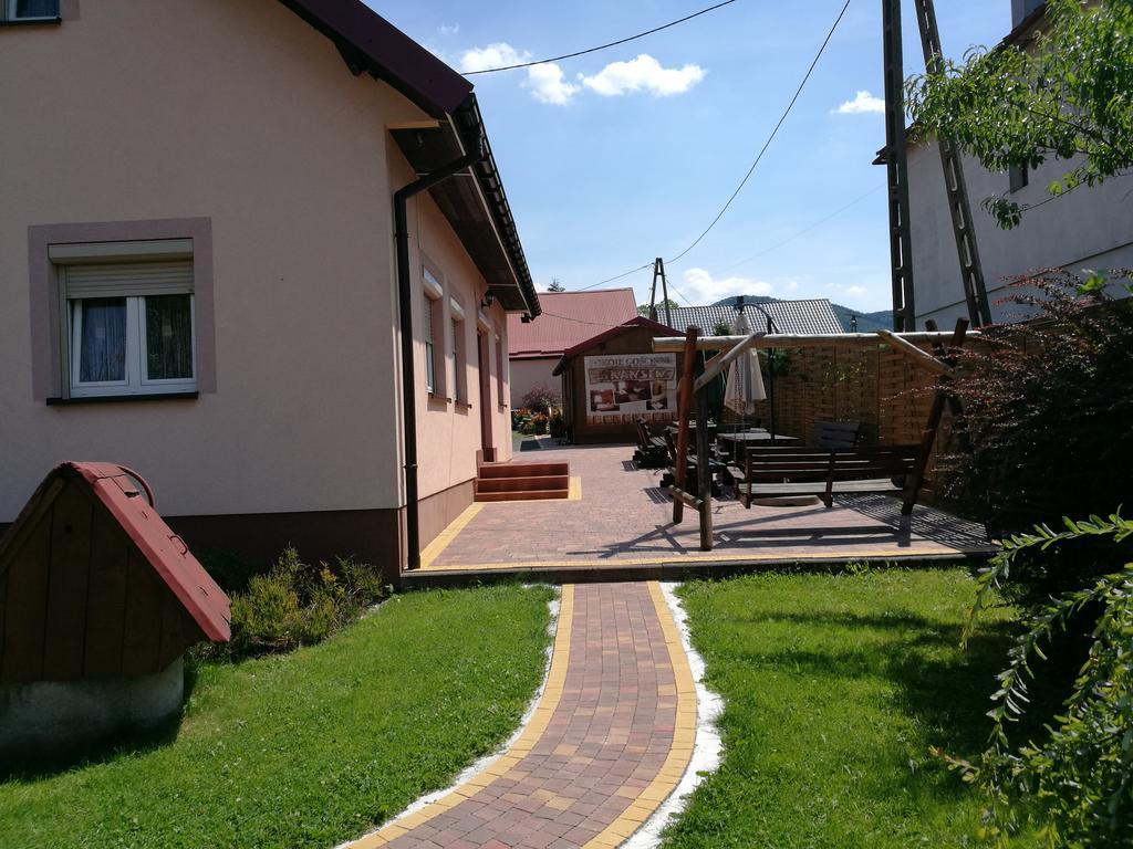 Gosciniec Grek Zorba - Pokoje I Domki 4 Osobowe - 16Km Od Zator Energylandia Inwałd Quarto foto